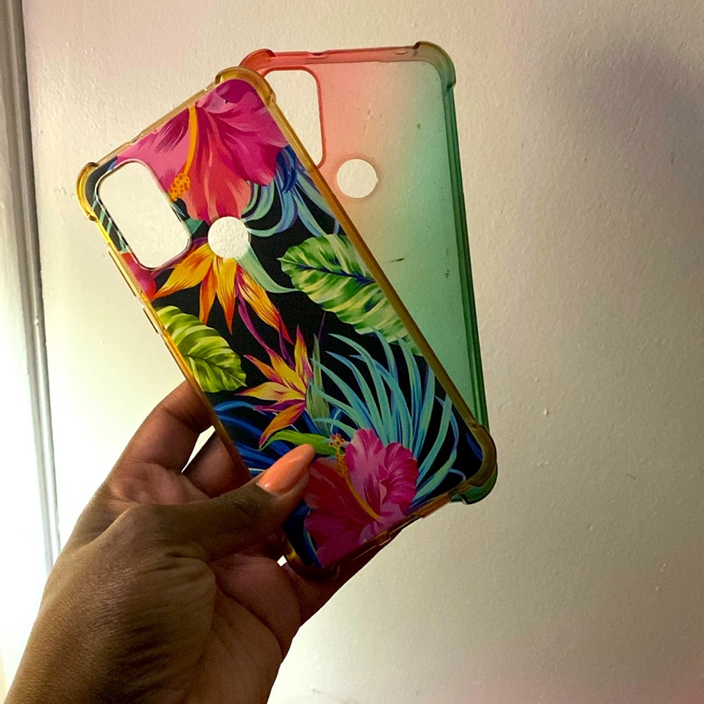 Free with purchase Motorola G pure phone cases